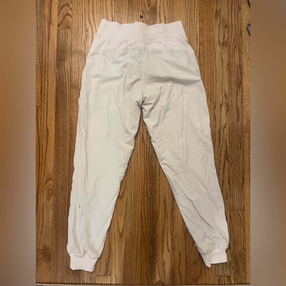 White lululemon dance studio joggers size 6
